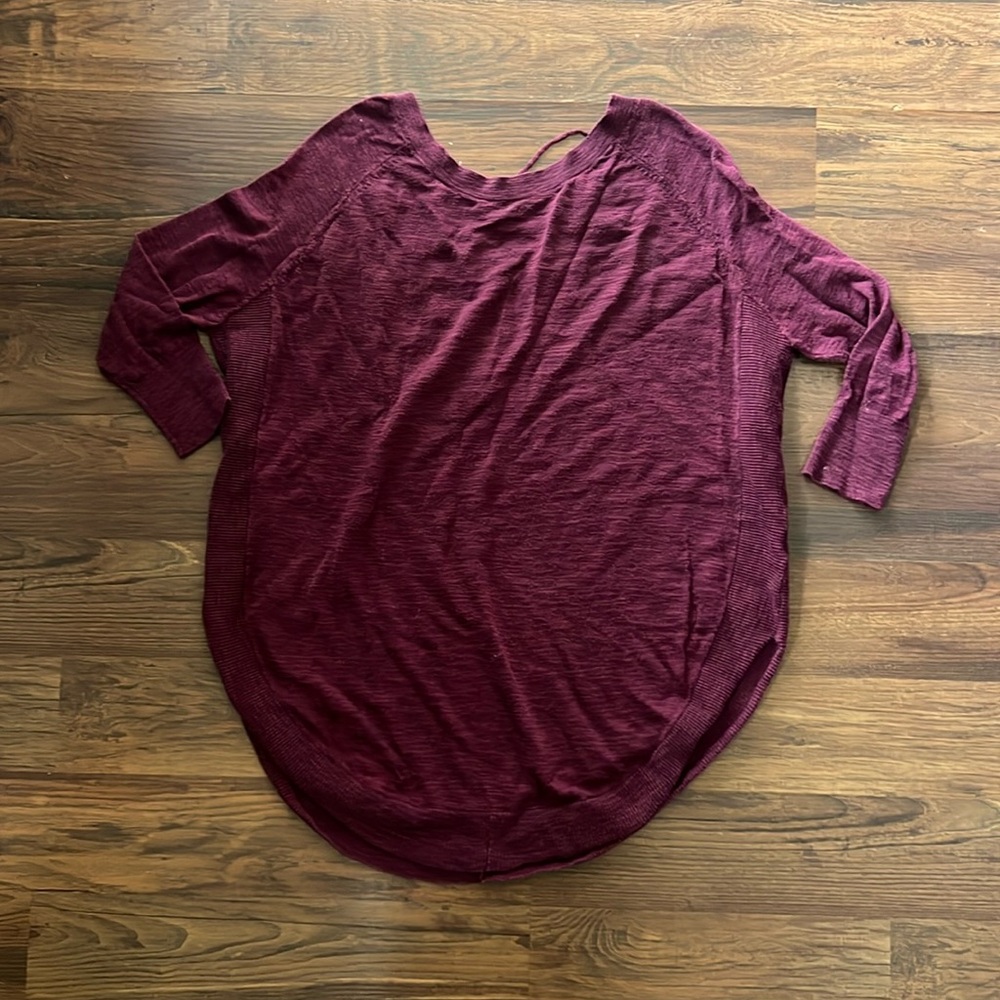 Express, women’s 3/4 sleeve shirt, loose fit, fun open lace back, small